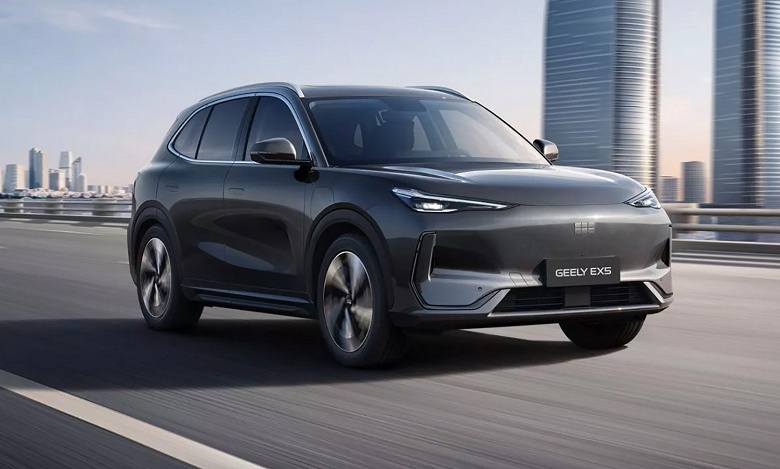 Первый блин не комом? В России проданы&nbsp;первые официальные Geely EX5: 218 л.с. и гарантия 6 лет за 4 млн рублей